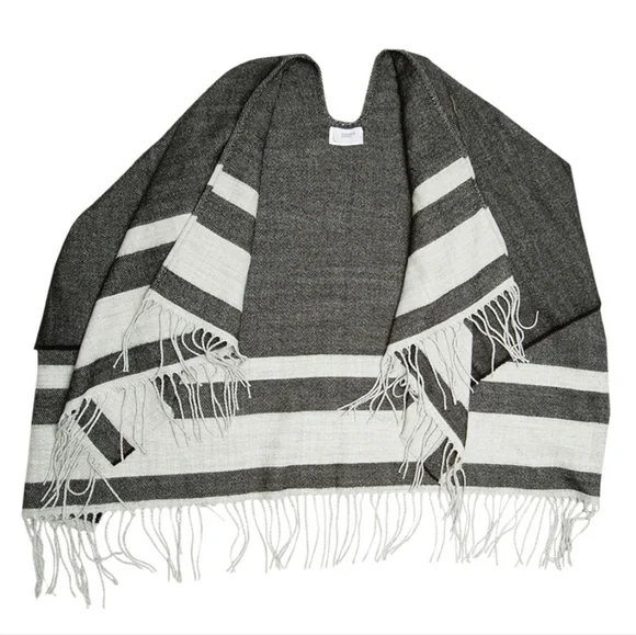 2/$80! Summer & Rose Fringe Kimono in Grey Stripe - Picture 6 of 11
